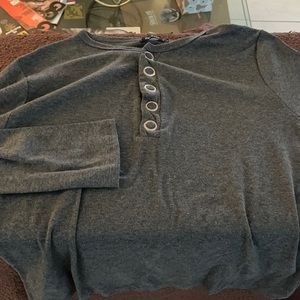 L (Fits Like Small) Long Sleeve Button TShirt
